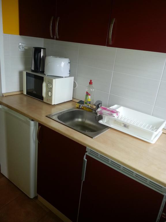Nádor Apartman Appartamento Balatonlelle Camera foto